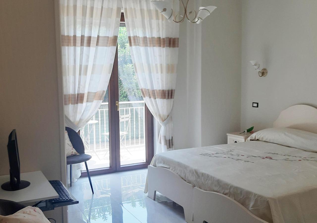 Domus In Fonte Bed & Breakfast Scafati Exterior photo